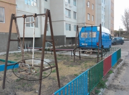 Суровые  качели